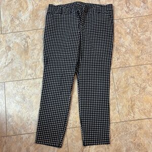 Old Navy Women’s Black and White Checkered Chinos